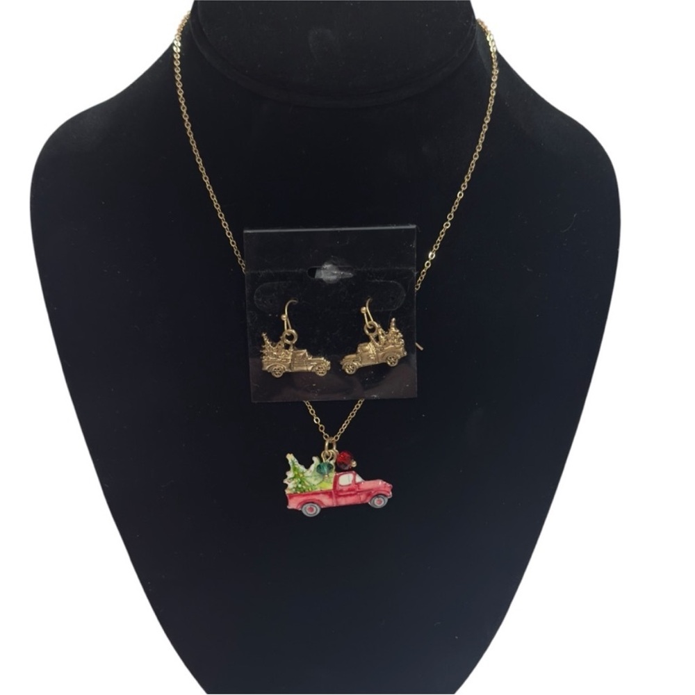 UNBRANDED Cheery Holiday CHRISTMAS Truck Charm NECKLACE Pendant And Earring SET